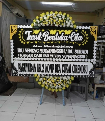 Papan Bunga di Taruman Klambu